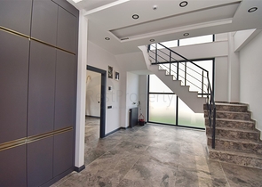 Вілла планування 4 + 1 в мікрорайоні Ерменек - Анталія 