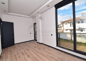 Вілла планування 4 + 1 в мікрорайоні Ерменек - Анталія 