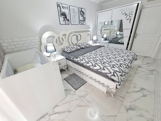 Квартира планування 4 + 1 дуплекс в районі Кемер-Анталія 