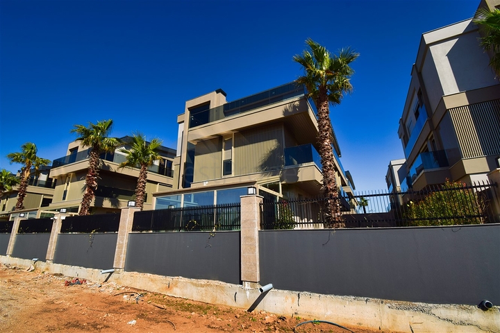 Вілли планування 5 + 2 в районі Аксу - Анталія 