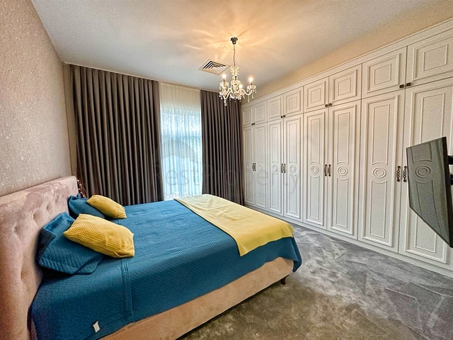 Вілла планування 5 + 1 в районі Дошемеалти - Анталія 