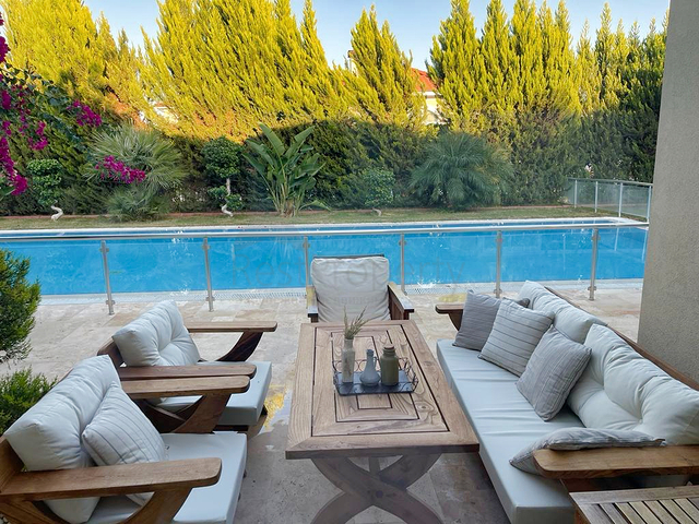 Вілла планування 5 + 1 в районі Дошемеалти - Анталія 