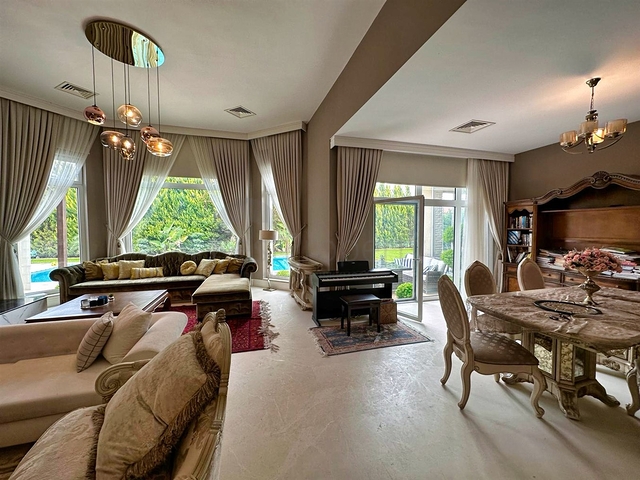 Вілла планування 5 + 1 в районі Дошемеалти - Анталія 