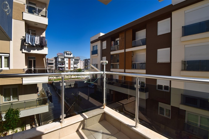 Квартира планування 2 + 1 в мікрорайоні Коньяаалти - Анталія 