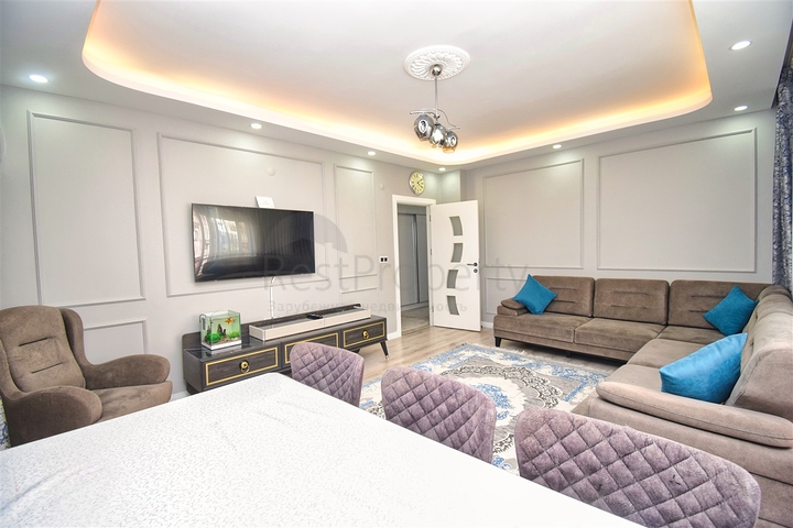 Квартира планування 2 + 1 в мікрорайоні Кизилтопрак - Анталія 