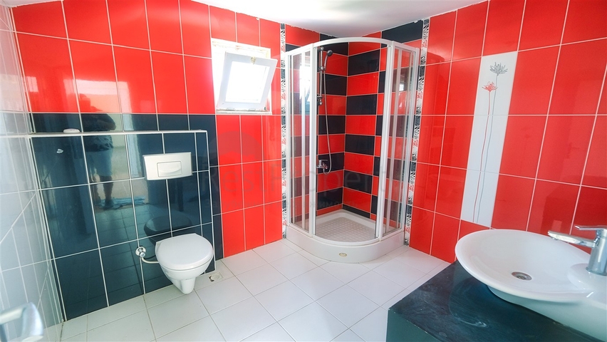 Вілла планування 5 + 1 в мікрорайоні Сарису - Анталія 