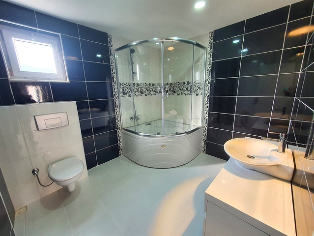 Вілла планування 5 + 1 в мікрорайоні Сарису - Анталія 