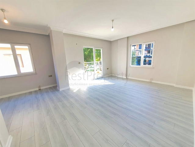 Вілла планування 5 + 1 в мікрорайоні Сарису - Анталія 