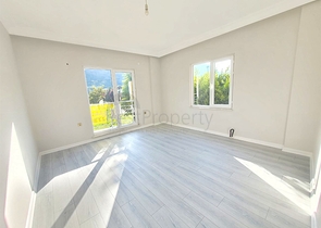 Вілла планування 5 + 1 в мікрорайоні Сарису - Анталія 