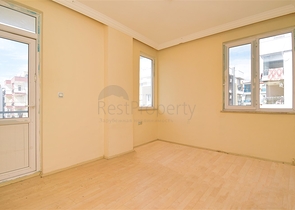 Квартира планування 2 + 1 в мікрорайоні Кизиларик - Анталія 