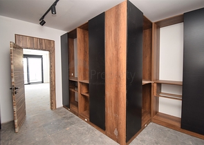 Вілла планування 7 + 1 в районі Дошемеалти - Анталія 