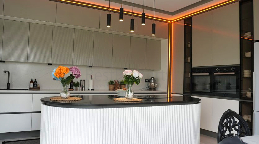 Вілла планування 5 + 1 в районі Дошемеалти - Анталія 