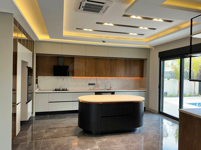 Вілла планування 5 + 1 в районі Дошемеалти - Анталія 