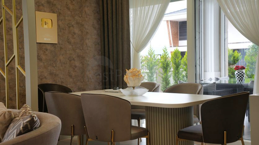 Вілла планування 5 + 1 в районі Дошемеалти - Анталія 