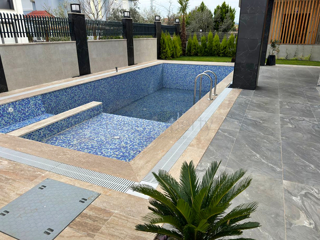 Вілла планування 5 + 1 в районі Дошемеалти - Анталія 