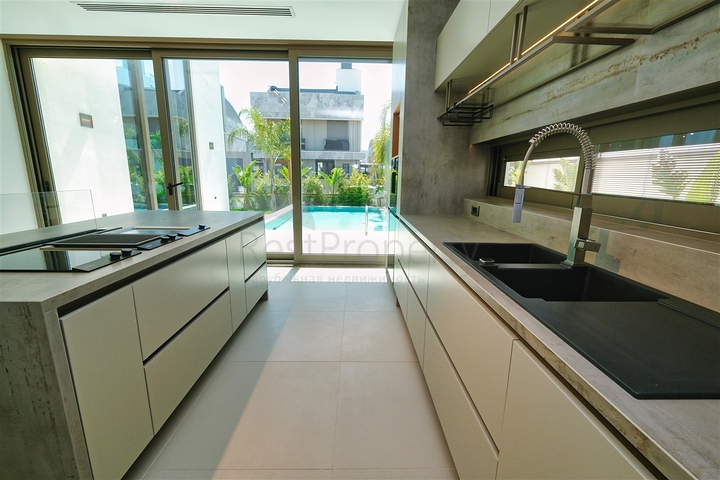 Вілла планування 4 + 2 в мікрорайоні Алтинкале - Анталія 