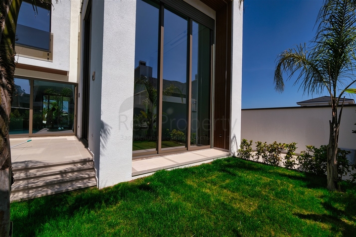 Вілла планування 4 + 2 в мікрорайоні Алтинкале - Анталія 