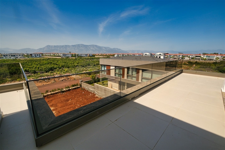 Вілла планування 4 + 2 в мікрорайоні Алтинкале - Анталія 