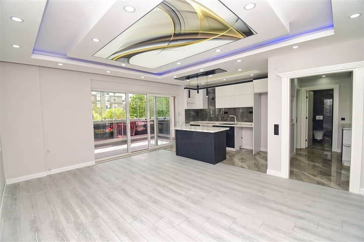 Квартира планування 3 + 1 в мікрорайоні Кизилтопрак - Анталія 