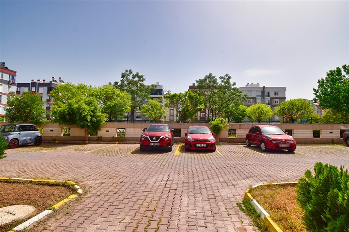 Квартира планування 3 + 1 в мікрорайоні Кизилтопрак - Анталія 