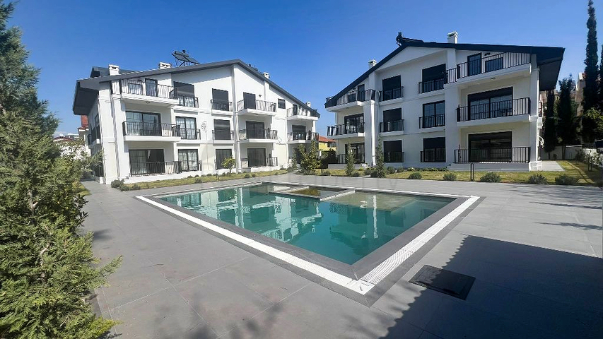 Квартири планування 2+1 і 4+1 дуплекс в районі Фетхіє-Анталія 