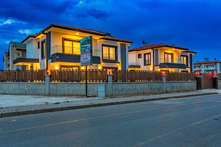 Вілла планування 3 + 2 в районі Белек - Анталія 