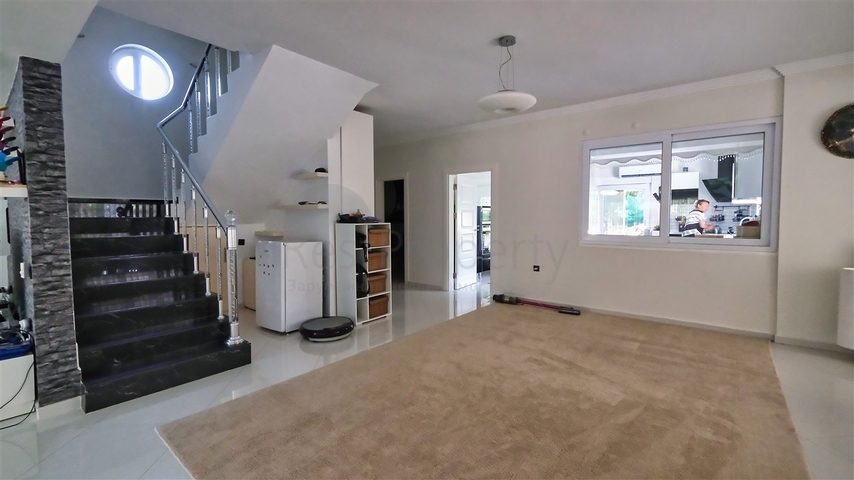 Вілла планування 4 + 1 в районі Дошемеалти - Анталія 