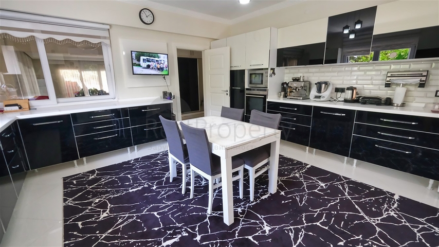 Вілла планування 4 + 1 в районі Дошемеалти - Анталія 