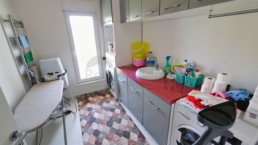 Вілла планування 4 + 1 в районі Дошемеалти - Анталія 