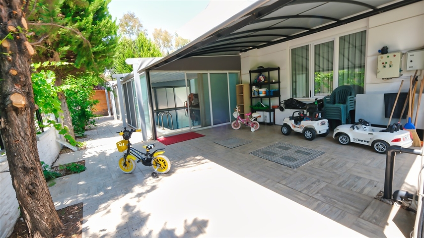 Вілла планування 4 + 1 в районі Дошемеалти - Анталія 