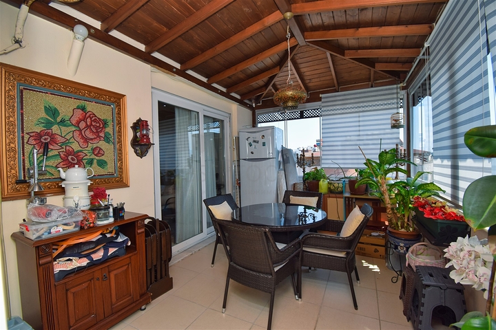 Квартира планування 4 + 1 дуплекс в мікрорайоні Унджали-Анталія 