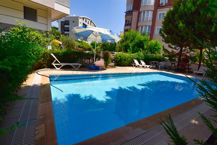 Квартира планування 4 + 1 дуплекс в мікрорайоні Унджали-Анталія 