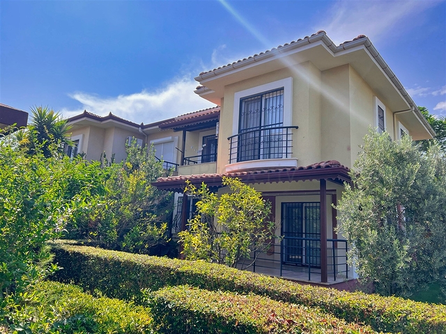 Вілла планування 3 + 1 в районі Кемер - Анталія 