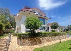 Квартира планування 3 + 1 в районі Фетхіє - Анталія 