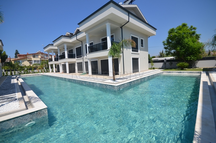 Квартира планування 3 + 1 в районі Фетхіє - Анталія 