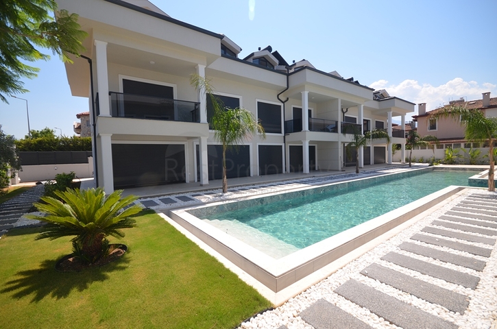 Квартира планування 3 + 1 в районі Фетхіє - Анталія 