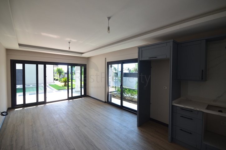 Квартира планування 2 + 1 в районі Фетхіє - Анталія 