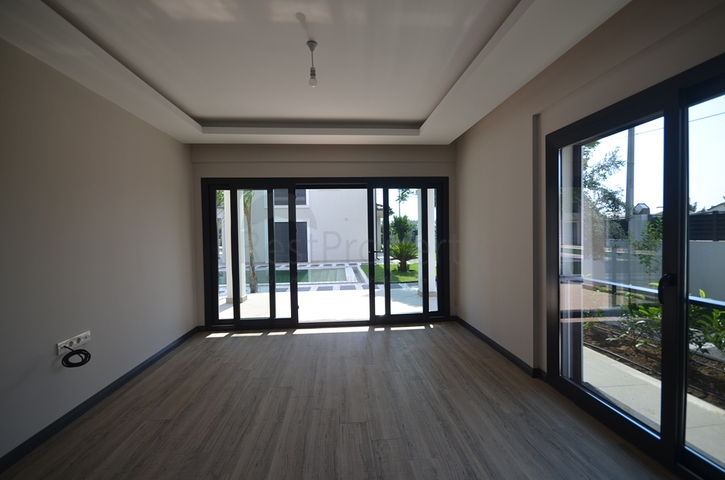 Квартира планування 2 + 1 в районі Фетхіє - Анталія 