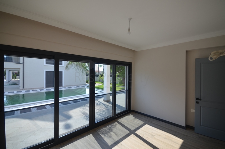 Квартира планування 2 + 1 в районі Фетхіє - Анталія 