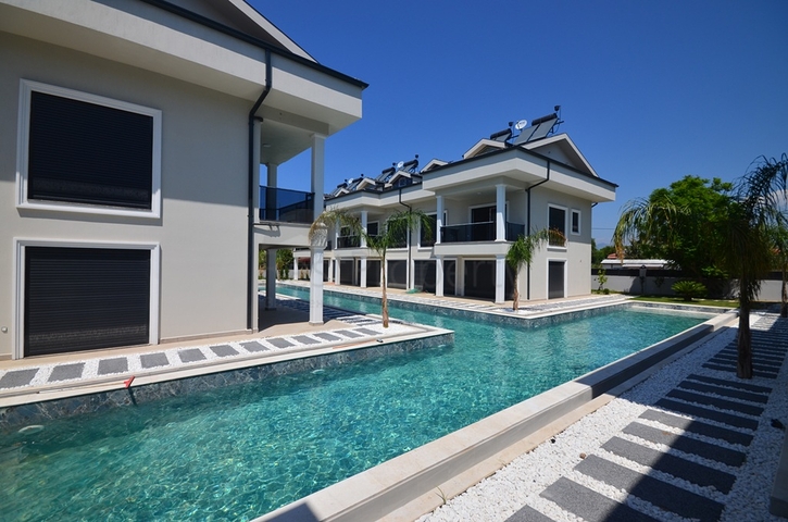 Квартира планування 2 + 1 в районі Фетхіє - Анталія 