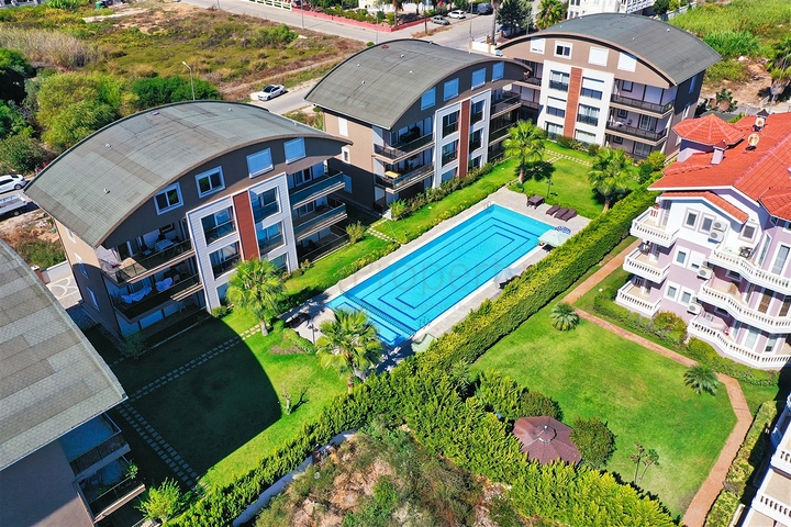 Квартира планування 4 + 1 в районі Белек - Анталія 