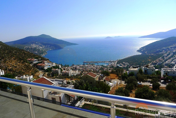 Вілла з 5 спальнями в курортному місті Каш