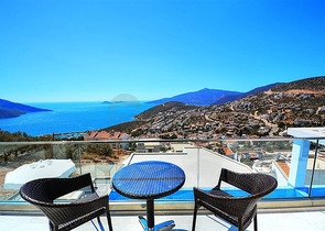 Приватна вілла 5 + 1 у Калкані з видом на море та острови