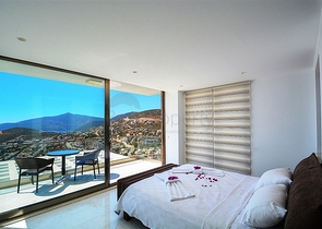 Приватна вілла 5 + 1 у Калкані з видом на море та острови