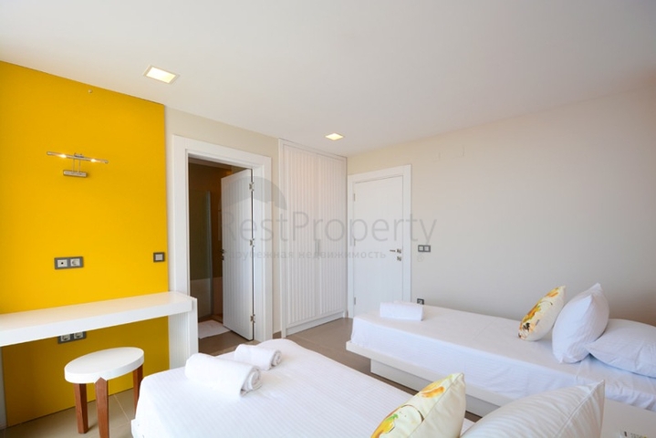 Чарівна вілла з видом на море в Калкані