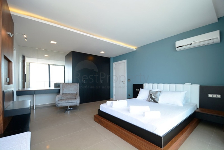 Чарівна вілла з видом на море в Калкані