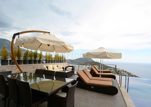 Чарівна вілла з видом на море в Калкані