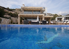 Дивовижна вілла з видом на море в Калкані, Анталія