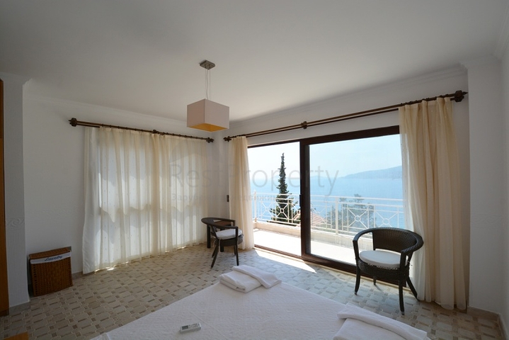          Прекрасна вілла з видом на море в районі Каламар, Калкан  