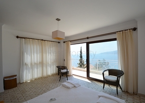          Прекрасна вілла з видом на море в районі Каламар, Калкан  